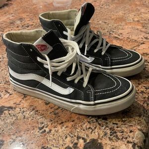 Vans suede high tops- like new!